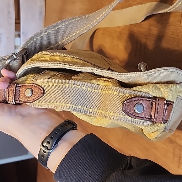 FOSSIL VINTAGE CANVAS MESSENGER BAG - Picture 7 of 16